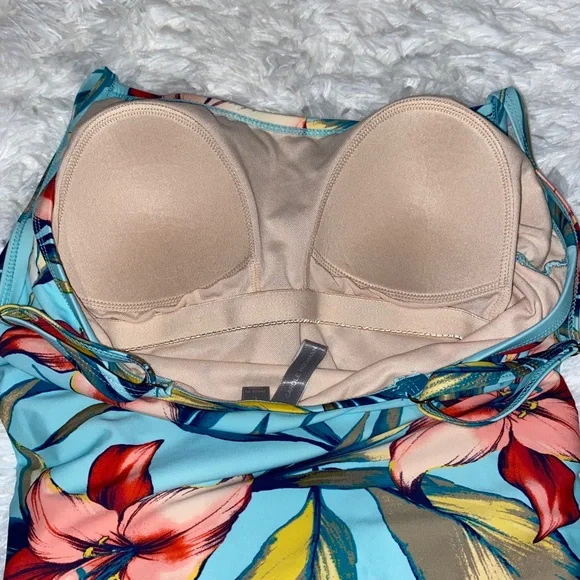 Teal Floral One Piece Swim Suit with front tie in Excellent Clean Condit… - Picture 5 of 6